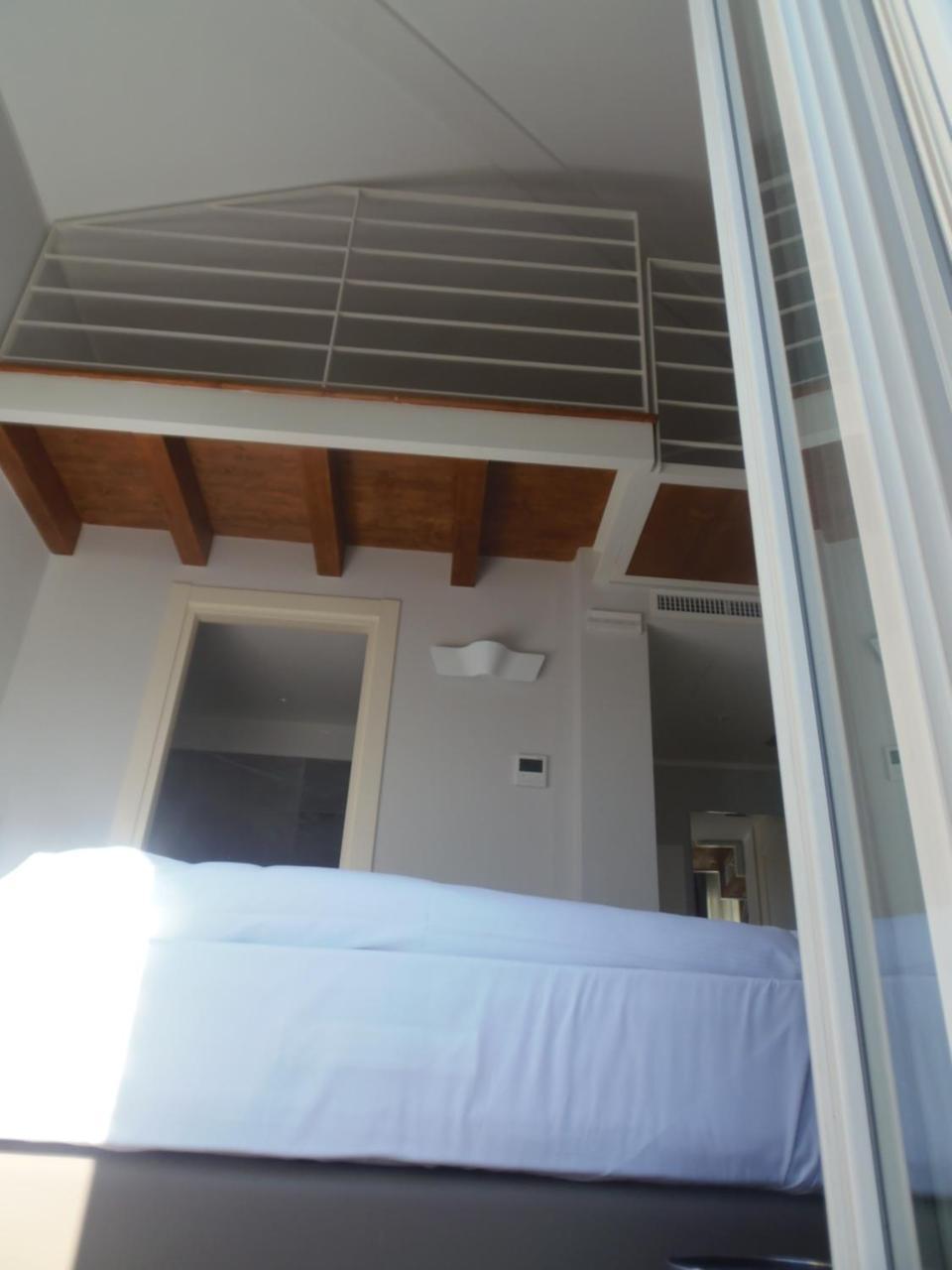 Albergo Dongo Exterior foto